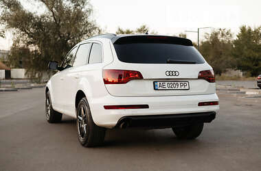 Позашляховик / Кросовер Audi Q7 2012 в Дніпрі