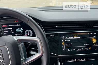 Внедорожник / Кроссовер Audi Q7 2020 в 