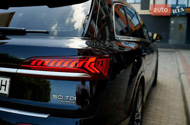 Внедорожник / Кроссовер Audi Q7 2019 в Ровно