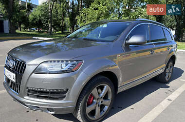 Позашляховик / Кросовер Audi Q7 2013 в Ужгороді