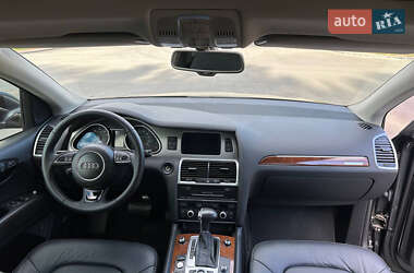 Внедорожник / Кроссовер Audi Q7 2015 в Чернигове