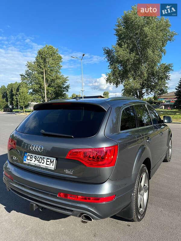 Позашляховик / Кросовер Audi Q7 2015 в Чернігові