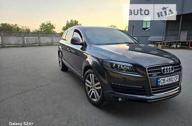 Позашляховик / Кросовер Audi Q7 2009 в Чернігові