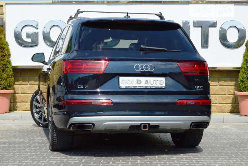 Позашляховик / Кросовер Audi Q7 2016 в Одесі