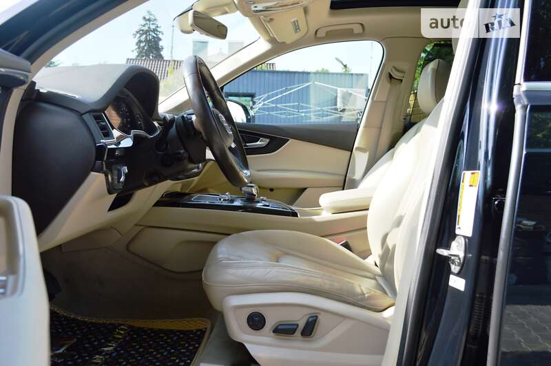 Позашляховик / Кросовер Audi Q7 2016 в Одесі