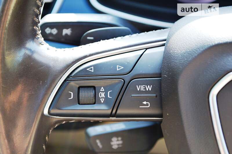 Позашляховик / Кросовер Audi Q7 2016 в Одесі