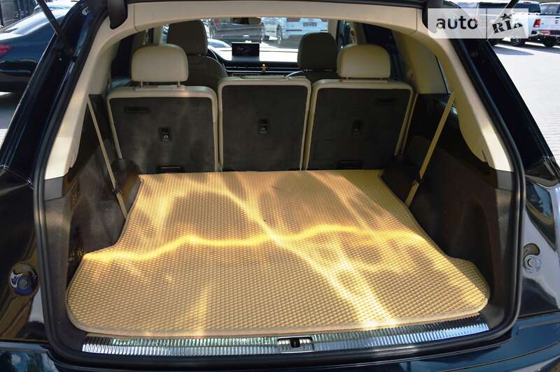 Позашляховик / Кросовер Audi Q7 2016 в Одесі