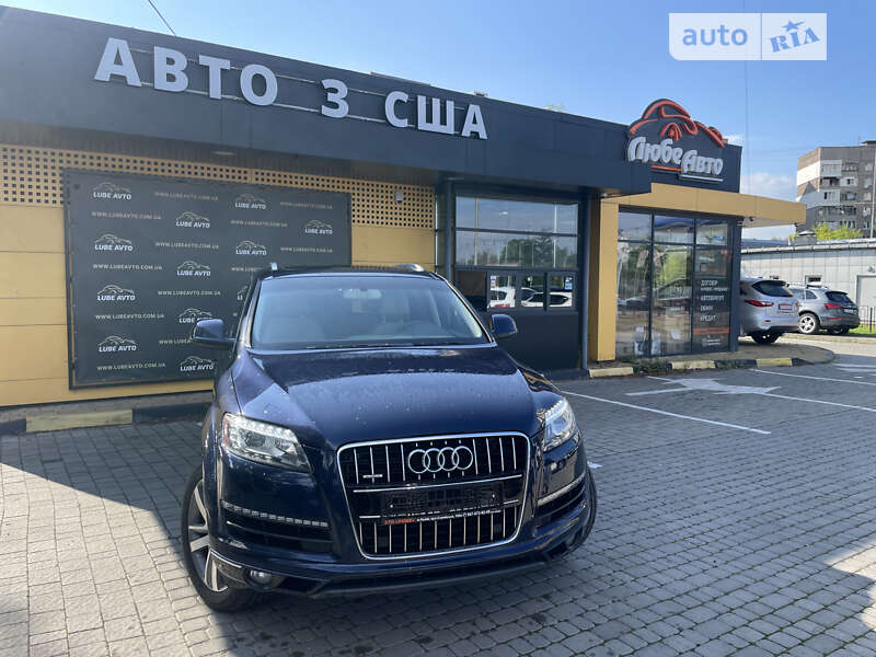 Audi Q7 