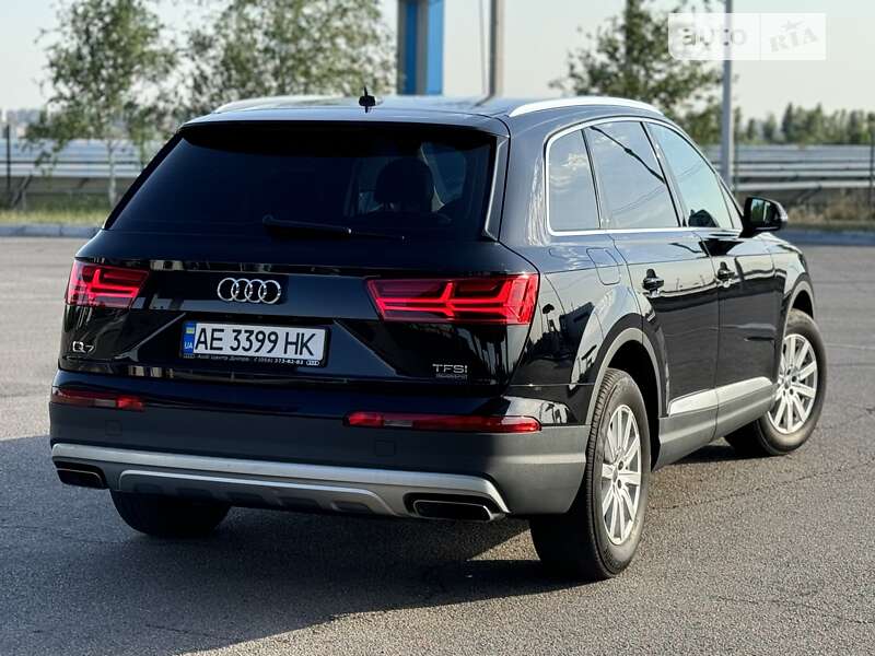 Внедорожник / Кроссовер Audi Q7 2016 в Днепре