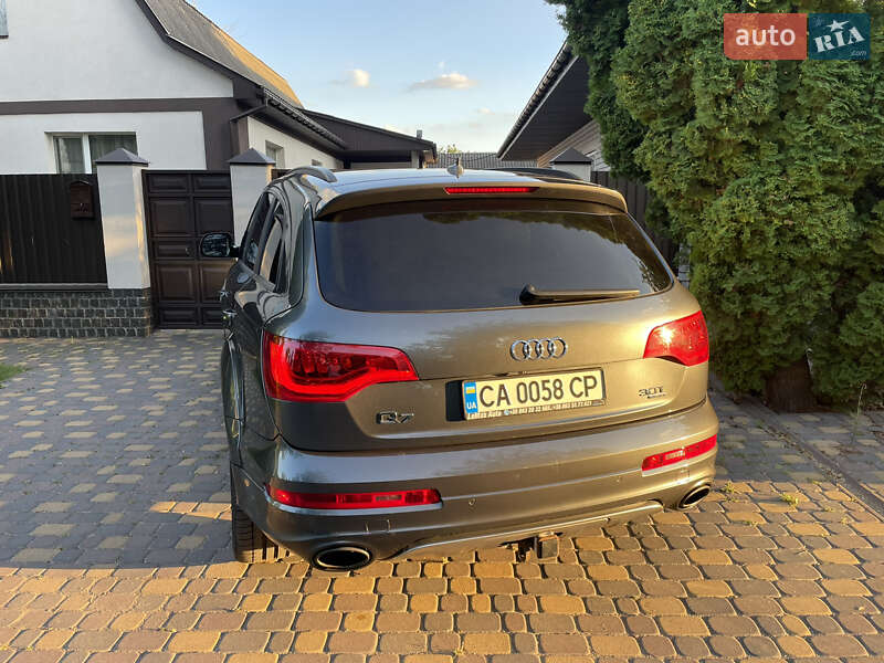 Позашляховик / Кросовер Audi Q7 2015 в Черкасах