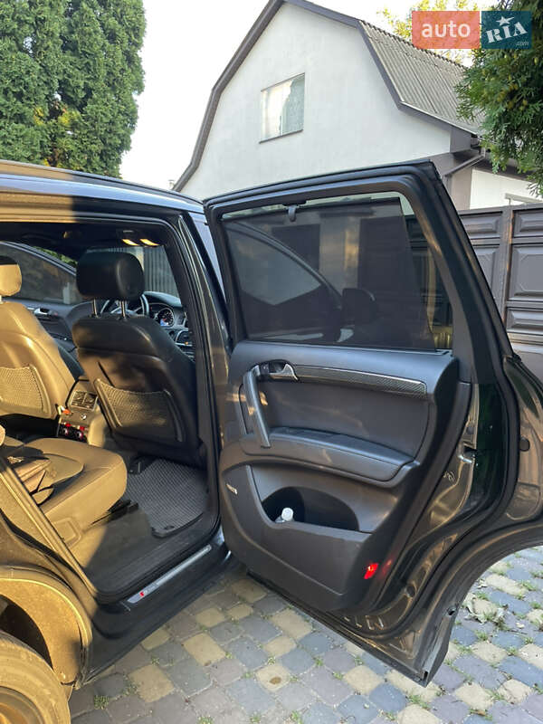 Позашляховик / Кросовер Audi Q7 2015 в Черкасах