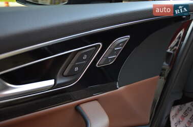 Внедорожник / Кроссовер Audi Q7 2018 в 