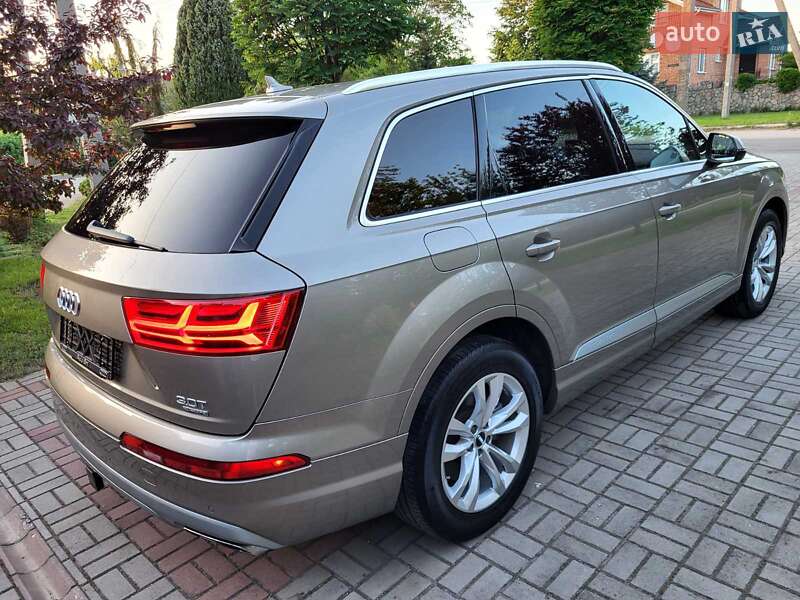 Позашляховик / Кросовер Audi Q7 2017 в Запоріжжі