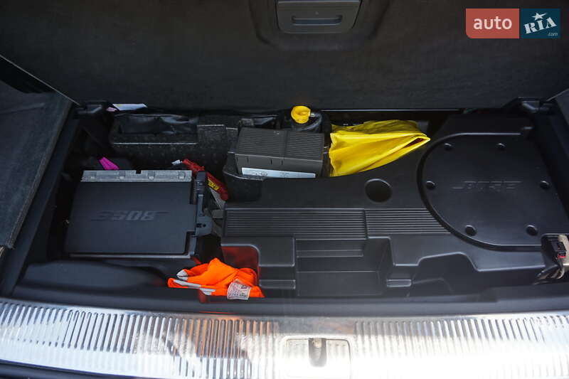 Позашляховик / Кросовер Audi Q7 2015 в Самборі