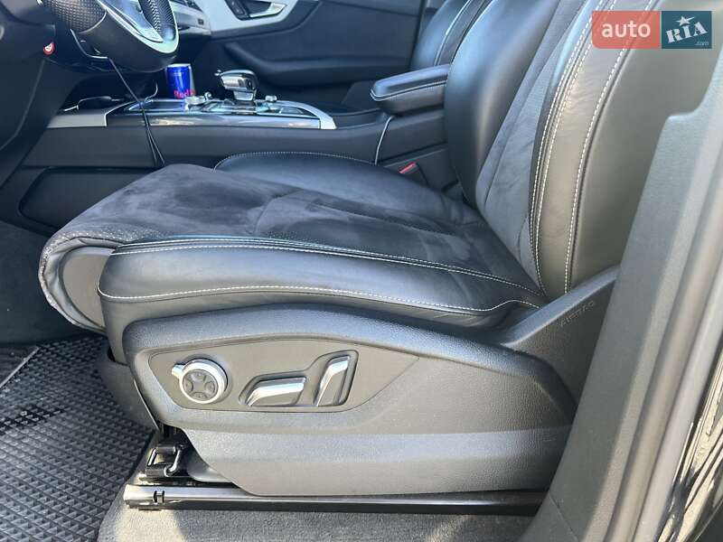 Позашляховик / Кросовер Audi Q7 2016 в Києві фото 22 Позашляховик / Кросовер Audi Q7 2016 в Києві