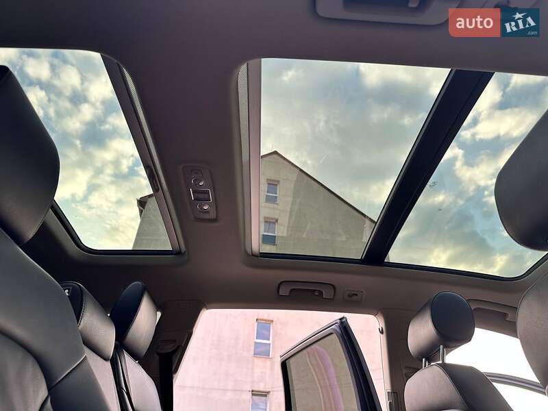 Позашляховик / Кросовер Audi Q7 2015 в Ужгороді