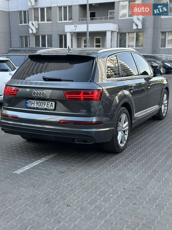Позашляховик / Кросовер Audi Q7 2017 в Одесі