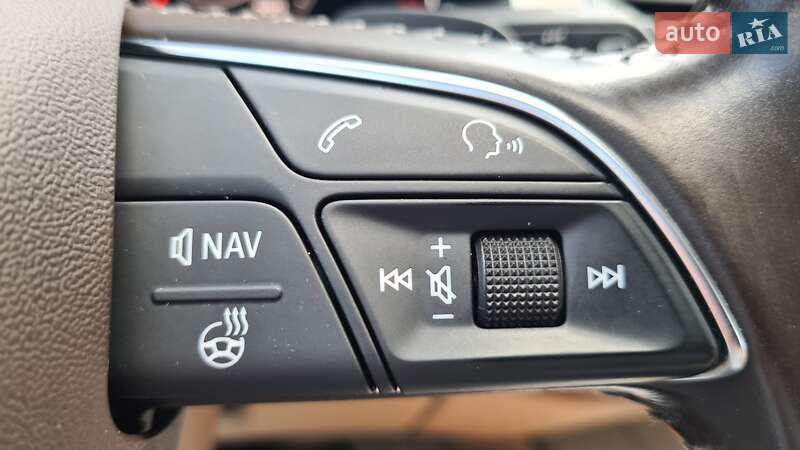 Внедорожник / Кроссовер Audi Q7 2017 в Ровно