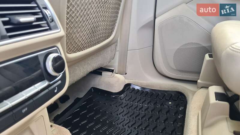 Внедорожник / Кроссовер Audi Q7 2017 в Ровно