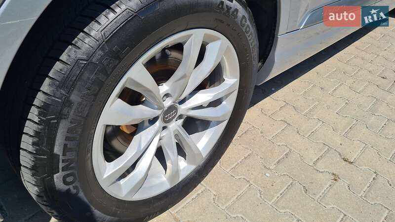 Внедорожник / Кроссовер Audi Q7 2017 в Ровно