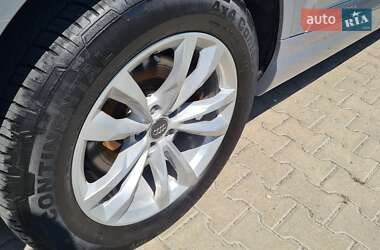 Внедорожник / Кроссовер Audi Q7 2017 в 