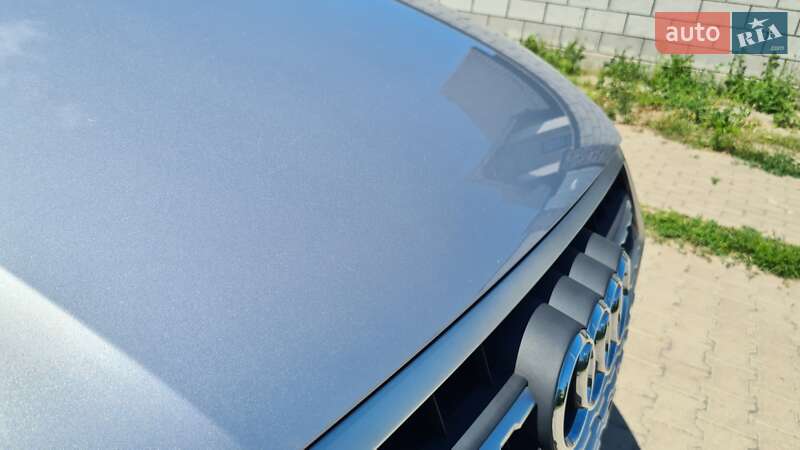 Внедорожник / Кроссовер Audi Q7 2017 в Ровно