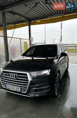 Внедорожник / Кроссовер Audi Q7 2017 в Киеве