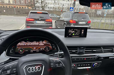 Внедорожник / Кроссовер Audi Q7 2017 в Киеве
