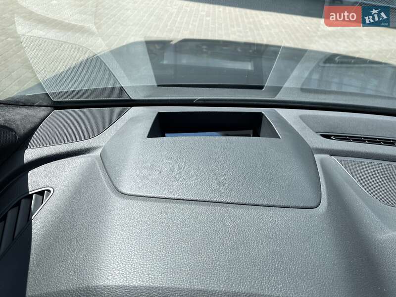 Позашляховик / Кросовер Audi Q7 2017 в Львові