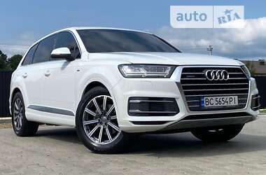 Позашляховик / Кросовер Audi Q7 2017 в Стрию