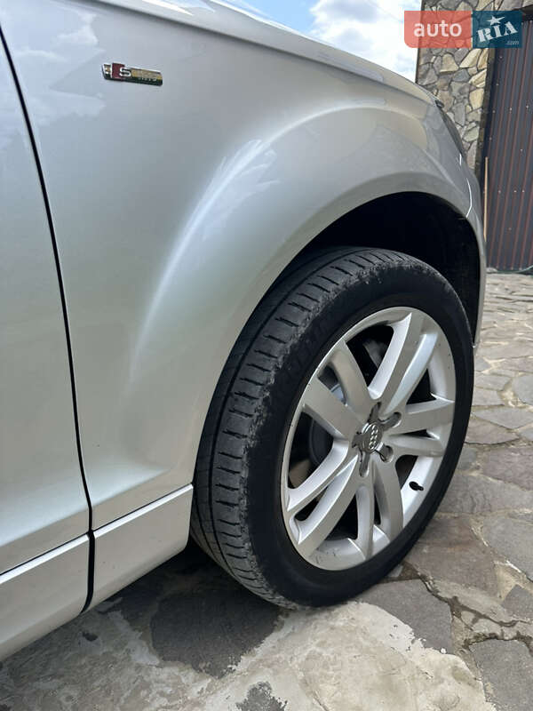 Внедорожник / Кроссовер Audi Q7 2009 в Черновцах