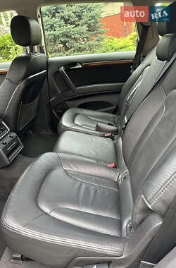 Внедорожник / Кроссовер Audi Q7 2009 в Черновцах