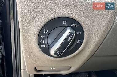 Внедорожник / Кроссовер Audi Q7 2012 в 