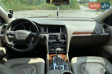 Внедорожник / Кроссовер Audi Q7 2012 в 