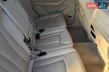 Внедорожник / Кроссовер Audi Q7 2017 в 