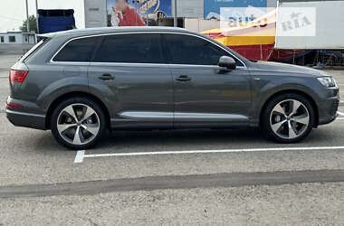 Внедорожник / Кроссовер Audi Q7 2016 в Черновцах