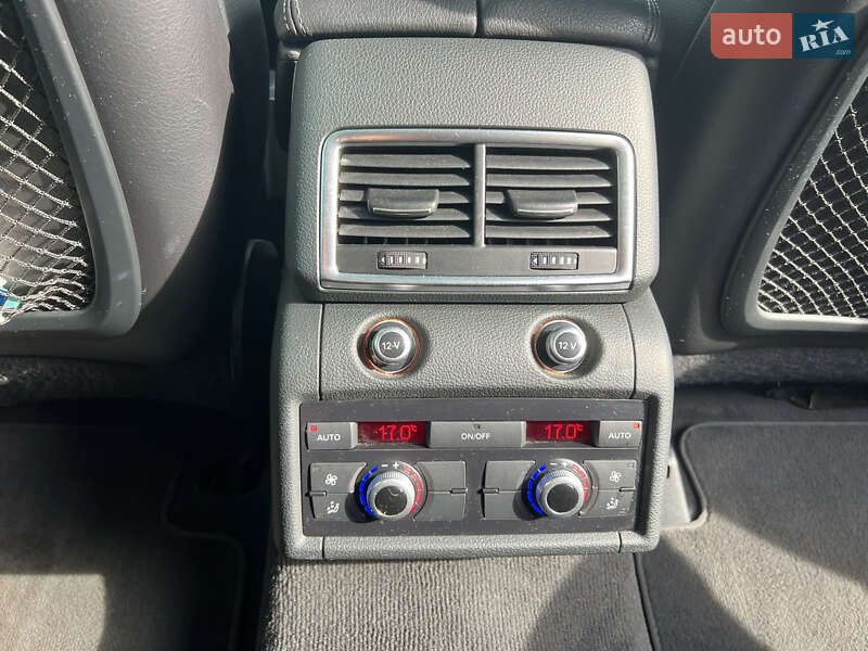 Внедорожник / Кроссовер Audi Q7 2012 в Софиевской Борщаговке