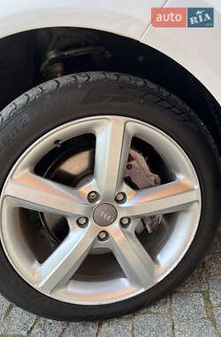 Внедорожник / Кроссовер Audi Q7 2011 в 