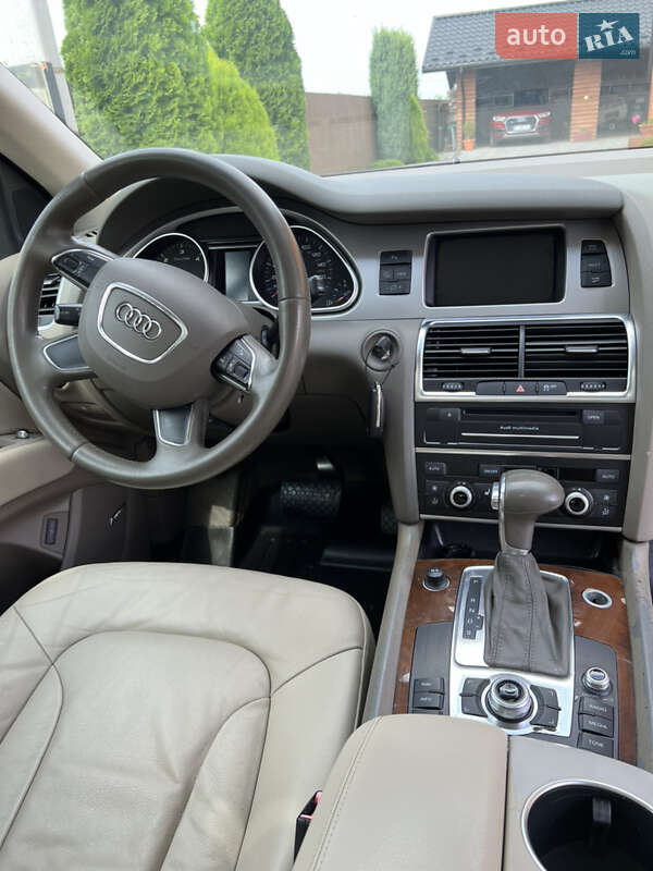 Позашляховик / Кросовер Audi Q7 2011 в Самборі