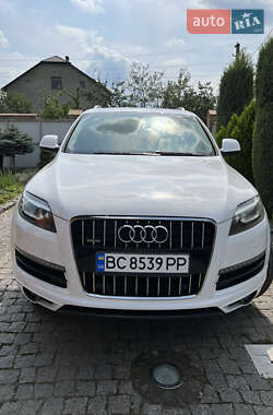 Внедорожник / Кроссовер Audi Q7 2011 в 