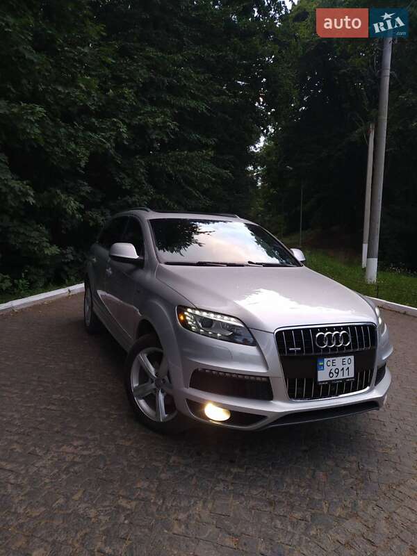 Внедорожник / Кроссовер Audi Q7 2015 в Черновцах