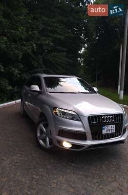 Внедорожник / Кроссовер Audi Q7 2015 в 