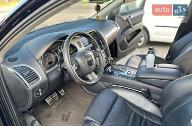 Внедорожник / Кроссовер Audi Q7 2010 в 