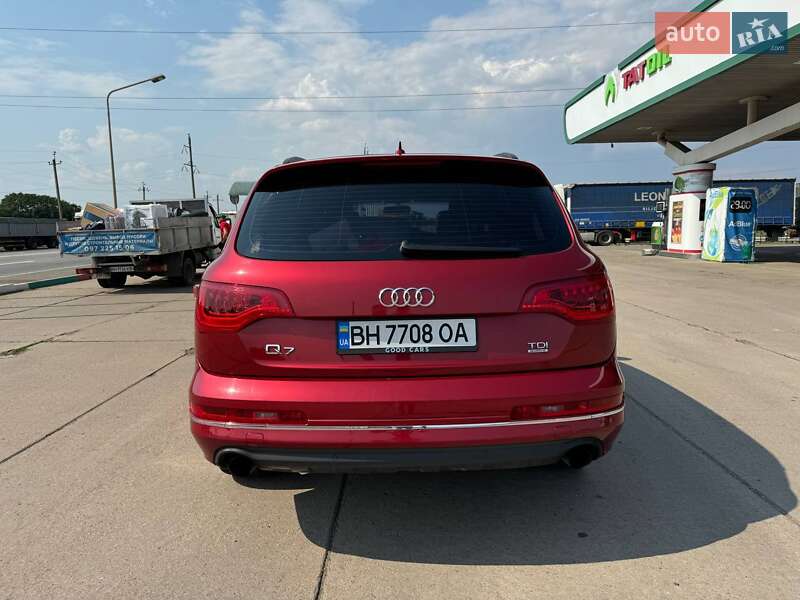 Позашляховик / Кросовер Audi Q7 2011 в Одесі