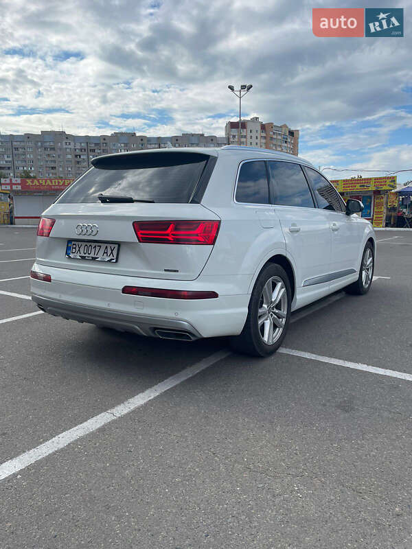 Внедорожник / Кроссовер Audi Q7 2017 в Харькове
