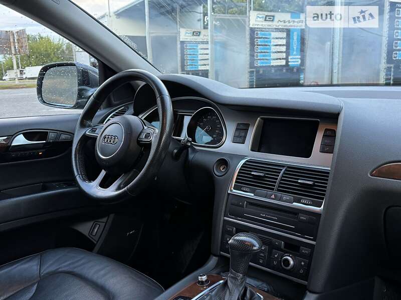 Внедорожник / Кроссовер Audi Q7 2012 в Луцке