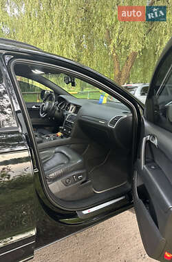Позашляховик / Кросовер Audi Q7 2014 в 