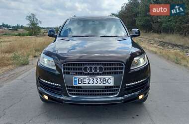 Внедорожник / Кроссовер Audi Q7 2007 в 