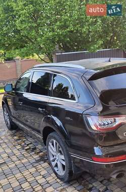 Внедорожник / Кроссовер Audi Q7 2014 в 
