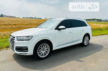 Внедорожник / Кроссовер Audi Q7 2017 в Киеве